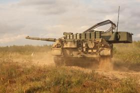 Hình ảnh xe tăng Leopard 1 'lột xác' dưới tay quân đội Ukraine