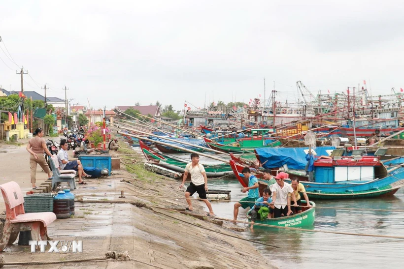  Quảng Trị lên phương án sơ tán, di dời hàng nghìn hộ dân ứng phó khả năng có bão 