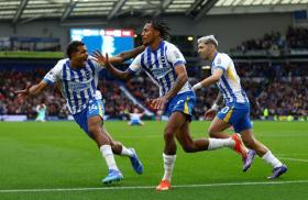  Brighton ghi bàn phút bù giờ, Man United thua đau tại sân AMEX