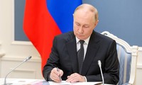  Chúc mừng ông Putin dịp sinh nhật lần thứ 72, ông Lukashenko hy vọng Belarus và Nga ‘mở ra những lĩnh vực hợp tác mới’ 