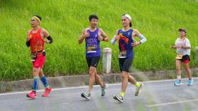 Hơn 15.000 vận động viên tham gia tranh tài tại Giải chạy Longbien Marathon 2024