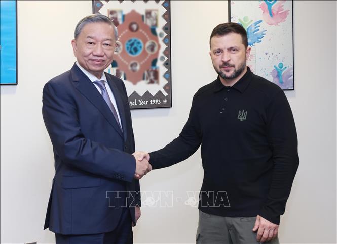 Tổng Bí thư, Chủ tịch nước Tô Lâm gặp Tổng thống Ukraine Zelensky