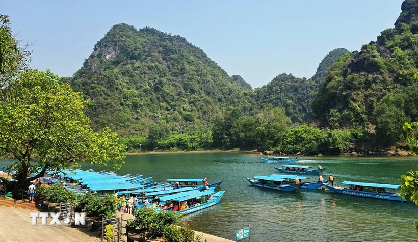  Travel+Leisure: Quảng Bình là một trong 13 điểm đến đẹp nhất thế giới 